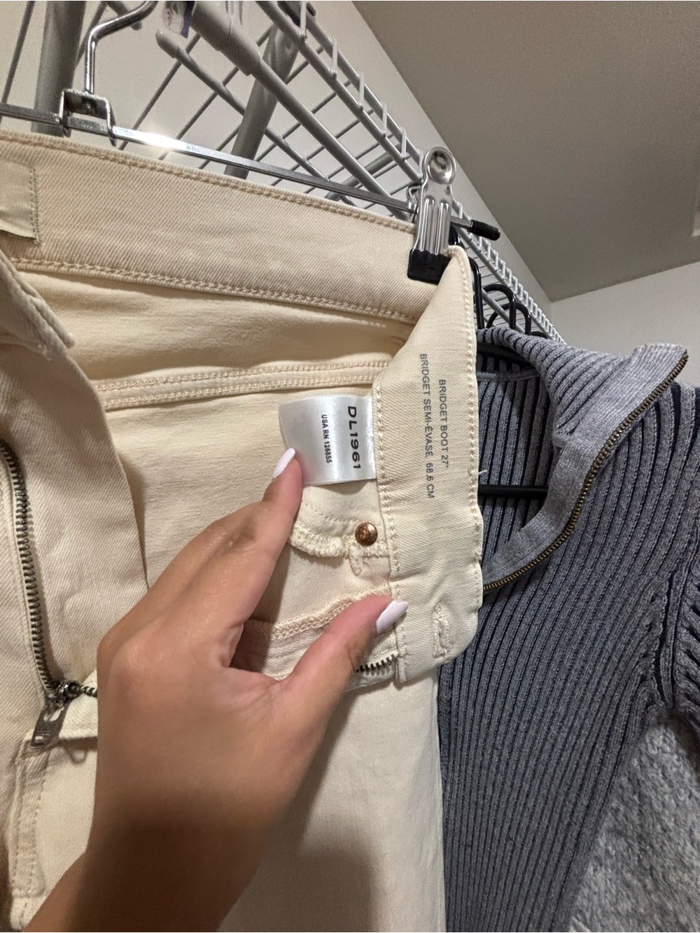 Boot cut jeans - Picture 4 of 5